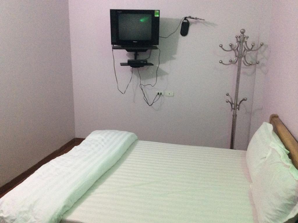 Van Anh Hotel Thach Loi 外观 照片