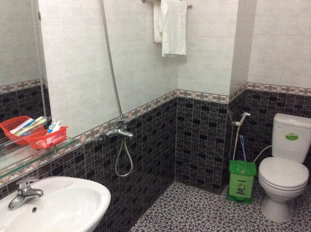 Van Anh Hotel Thach Loi 外观 照片